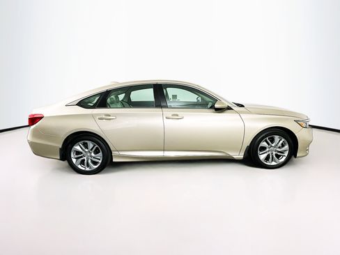 Used 2019 Honda Accord LX image 10