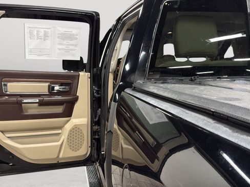 Used 2014 RAM 1500 Laramie w/ Convenience Group RWD image 32