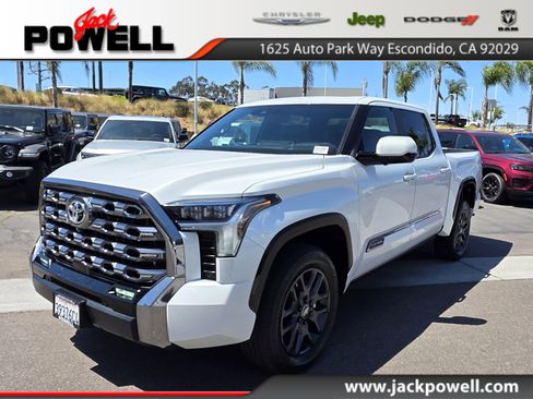 Used 2025 Toyota Tundra Platinum AWD/4WD image 1