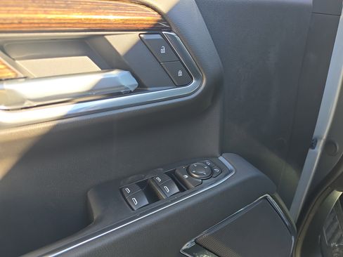 New 2026 GMC Sierra 1500 Elevation image 19