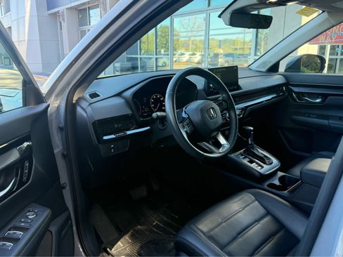 Used 2024 Honda CR-V EX-L image 3