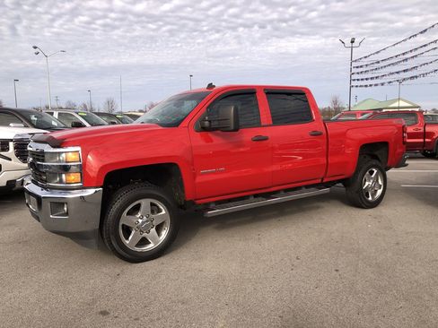 Used 2015 Chevrolet Silverado 2500 LT w/ Z71 Package, Off-Road image 3