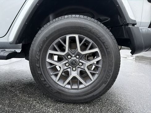 Used 2024 Jeep Wrangler Sahara w/ Technology Group image 20