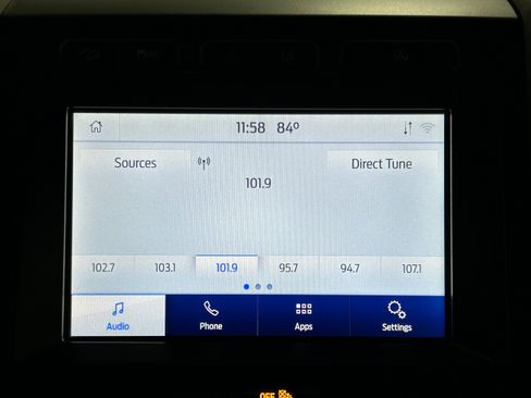 Used 2021 Ford Expedition XLT AWD/4WD image 5