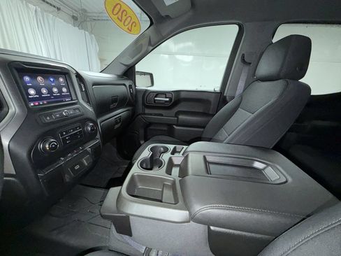Used 2020 Chevrolet Silverado 1500 Custom Trail Boss w/ Custom Convenience Package AWD/4WD image 8
