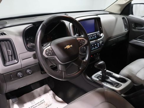 Used 2018 Chevrolet Colorado LT w/ Luxury Package, Chrome image 16