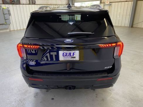Used 2025 Ford Explorer ST-Line AWD/4WD image 7