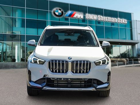 New 2026 BMW X1 xDrive28i w/ Convenience Package image 2