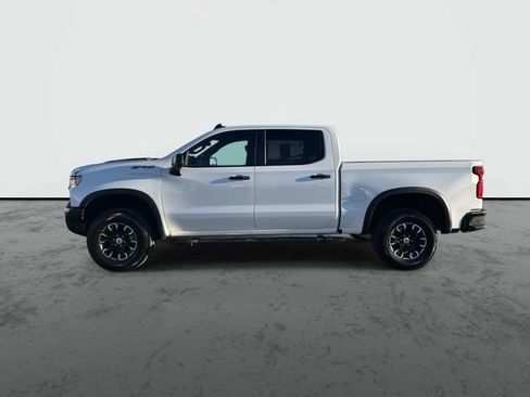 Used 2024 Chevrolet Silverado 1500 ZR2 image 5