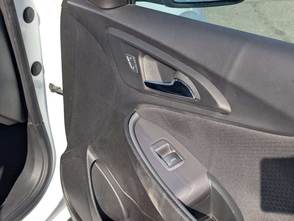 Used 2024 Chevrolet Malibu LT FWD image 36