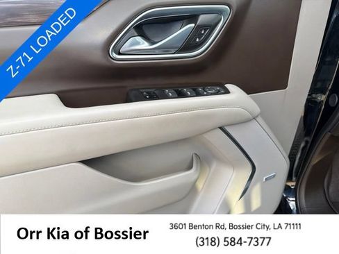 Used 2024 Chevrolet Tahoe Z71 w/ Luxury Package AWD/4WD image 41