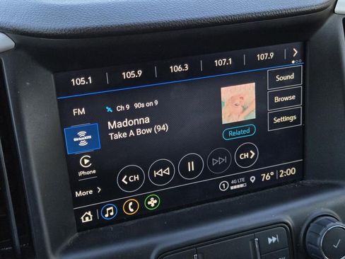 Used 2024 GMC Terrain SLT image 20