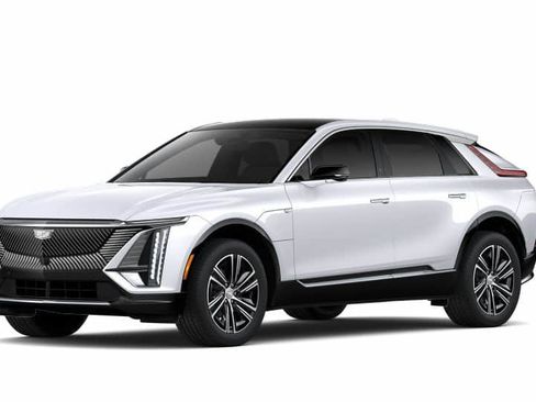New 2026 Cadillac Lyriq Premium Luxury w/ LPO, Floor Liner Package AWD/4WD image 17