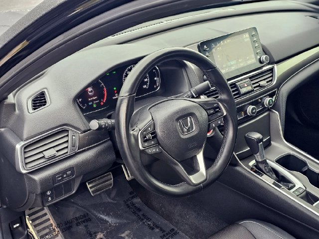 Used 2020 Honda Accord Sport image 16
