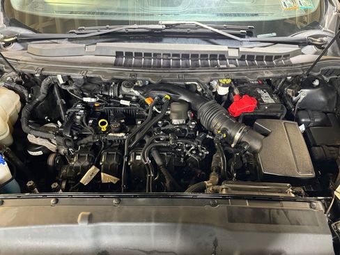 Used 2020 Ford Edge Titanium w/ Equipment Group 301A AWD/4WD image 27