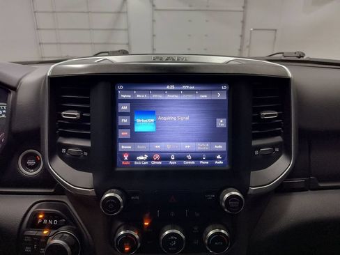 Used 2019 RAM 1500 Big Horn AWD/4WD image 13