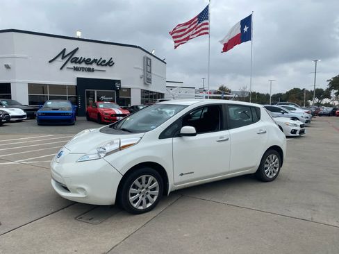 Used 2015 Nissan Leaf S w/ Charge Package image 1