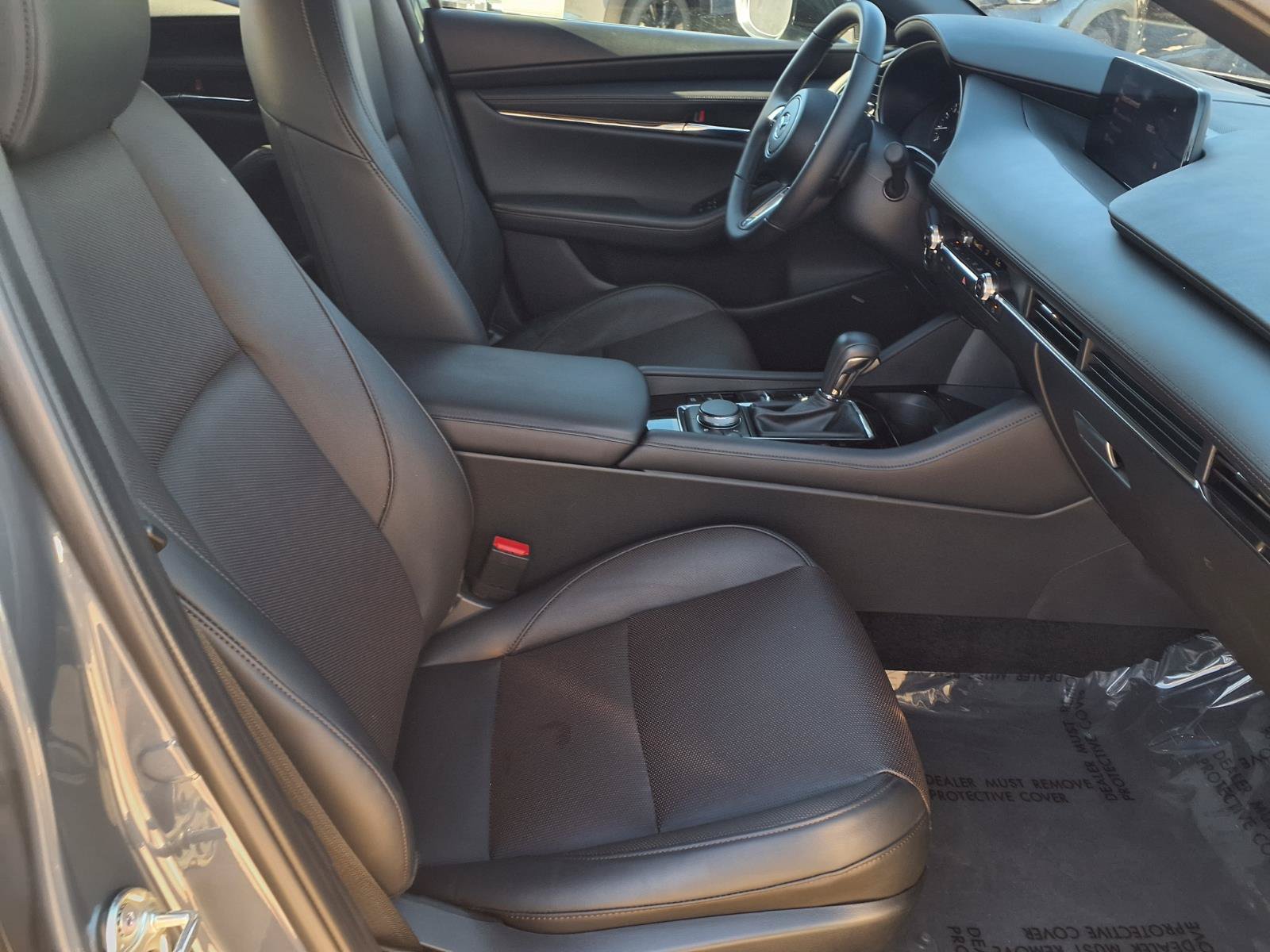 Certified 2026 MAZDA MAZDA3 Hatchback w/ Appearance Package AWD/4WD image 27