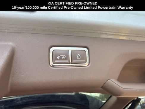 Certified 2024 Kia EV9 GT-Line AWD/4WD image 10