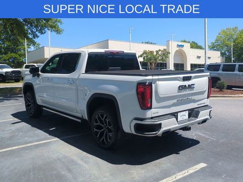 Used 2022 GMC Sierra 1500 Denali w/ Denali Reserve Package AWD/4WD image 3