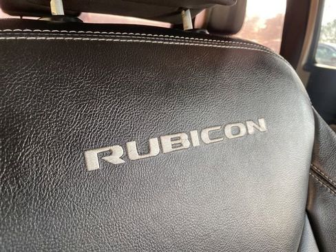 Used 2016 Jeep Wrangler Unlimited Rubicon image 18