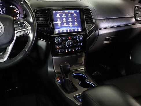 Used 2020 Jeep Grand Cherokee High Altitude AWD/4WD image 17