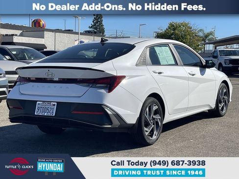 Certified 2025 Hyundai Elantra Sport image 6