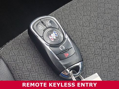 Used 2021 Buick Encore GX Select image 31