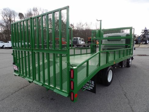 Used 2023 Chevrolet Low Cab Forward 4500HD image 5