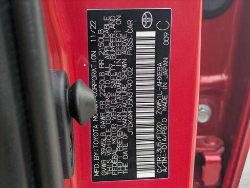 Used 2022 Toyota Prius LE FWD image 15