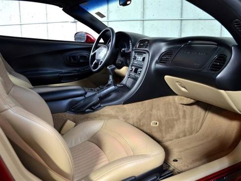 Used 2004 Chevrolet Corvette Coupe w/ Preferred Equipment Group image 18