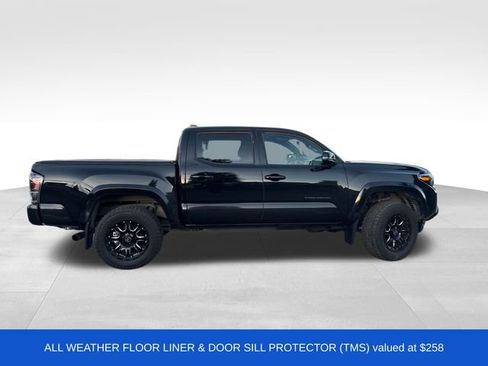 Used 2023 Toyota Tacoma Limited w/ Nightshade Package image 9