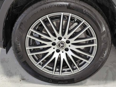 Certified 2026 Mercedes-Benz GLC 300 GLC 300 image 3