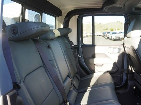 New 2026 Jeep Gladiator Mojave image 21