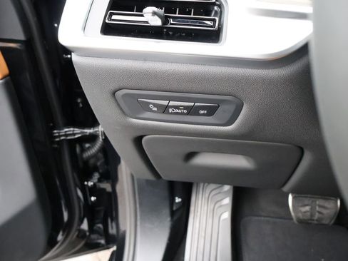 New 2026 BMW X5 xDrive40i w/ M Sport Package AWD/4WD image 36