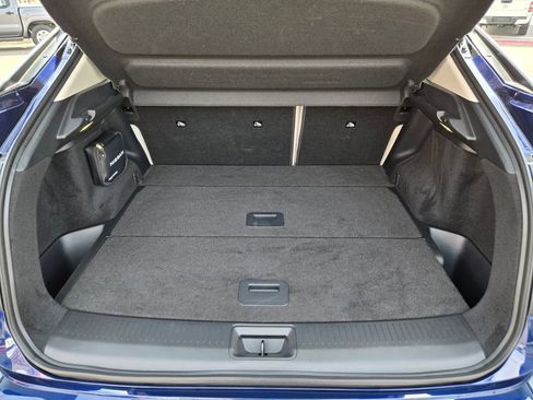 Used 2024 Nissan Ariya FWD image 17