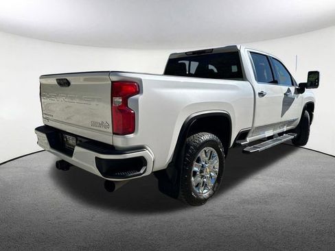 Used 2024 Chevrolet Silverado 2500 High Country w/ Technology Package AWD/4WD image 17