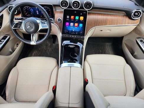 Certified 2025 Mercedes-Benz GLC 300 4MATIC image 12