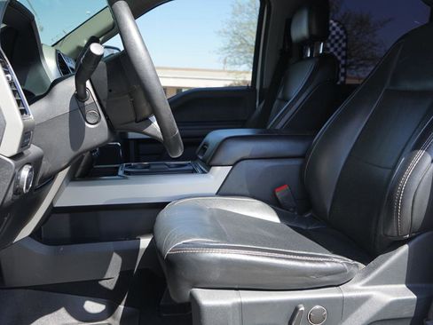 Used 2019 Ford F250 Lariat w/ Lariat Ultimate Package image 5