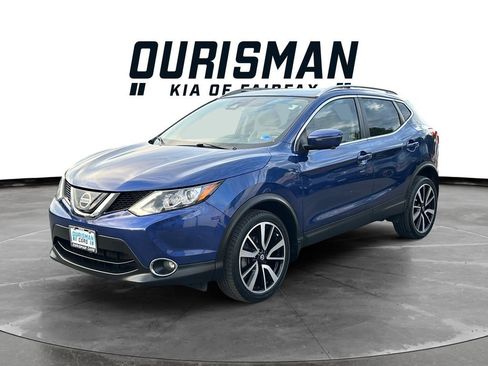 Used 2019 Nissan Rogue Sport SL w/ Premium Package AWD/4WD image 3