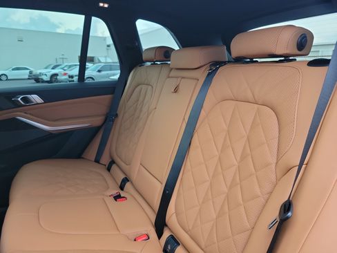New 2026 BMW X5 sDrive40i w/ M Sport Package RWD image 8