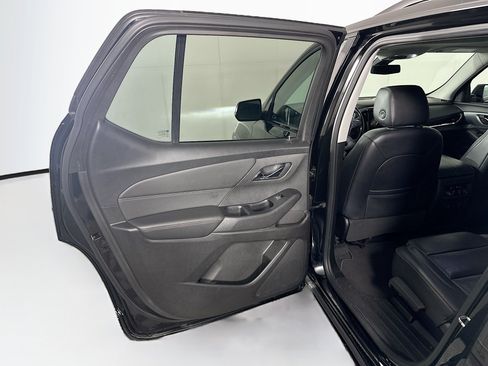 Used 2018 Chevrolet Traverse Premier w/ Redline Edition FWD image 27