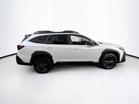 Used 2023 Subaru Outback Onyx Edition AWD/4WD image 4