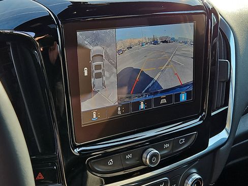 Certified 2023 Chevrolet Traverse LT w/ LT Premium Package image 19