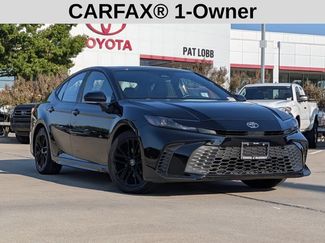 Used 2025 Toyota Camry SE FWD video 2