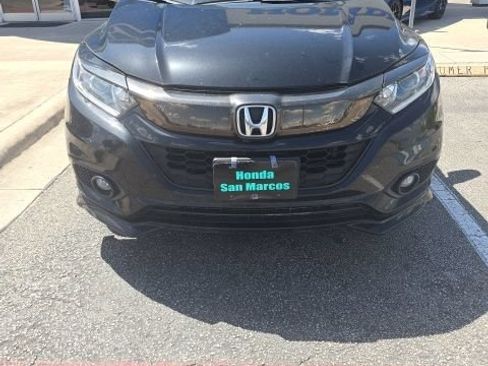 Used 2021 Honda HR-V Sport image 2