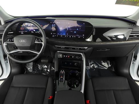 Used 2025 Audi Q5 Premium Plus w/ Premium Plus AWD/4WD image 25