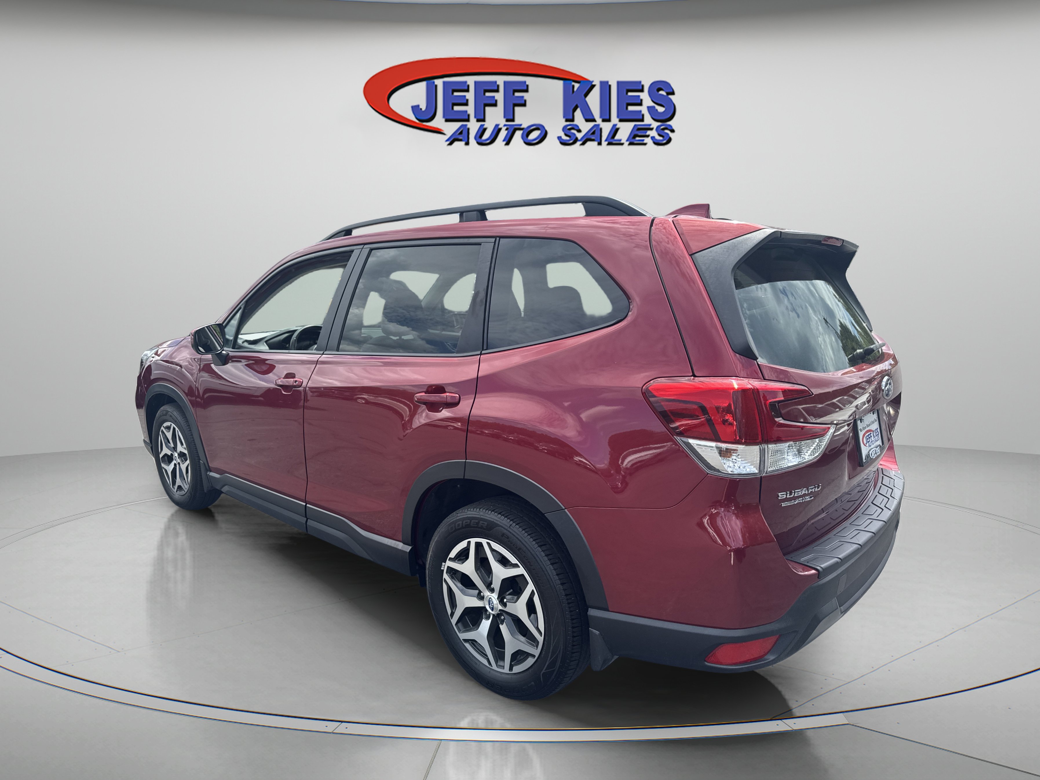 Used 2019 Subaru Forester Premium w/ All-Weather Package AWD/4WD image 7