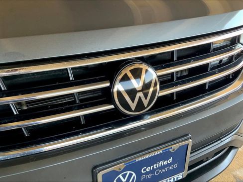 Certified 2023 Volkswagen Tiguan S image 30