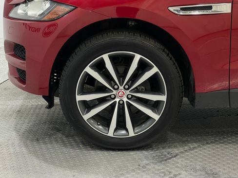 Used 2019 Jaguar F-PACE Prestige image 36